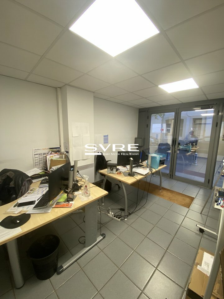 358820823_13_002070_6