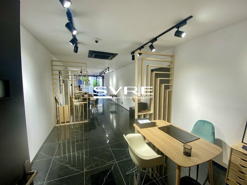 578311269_13_001936_3