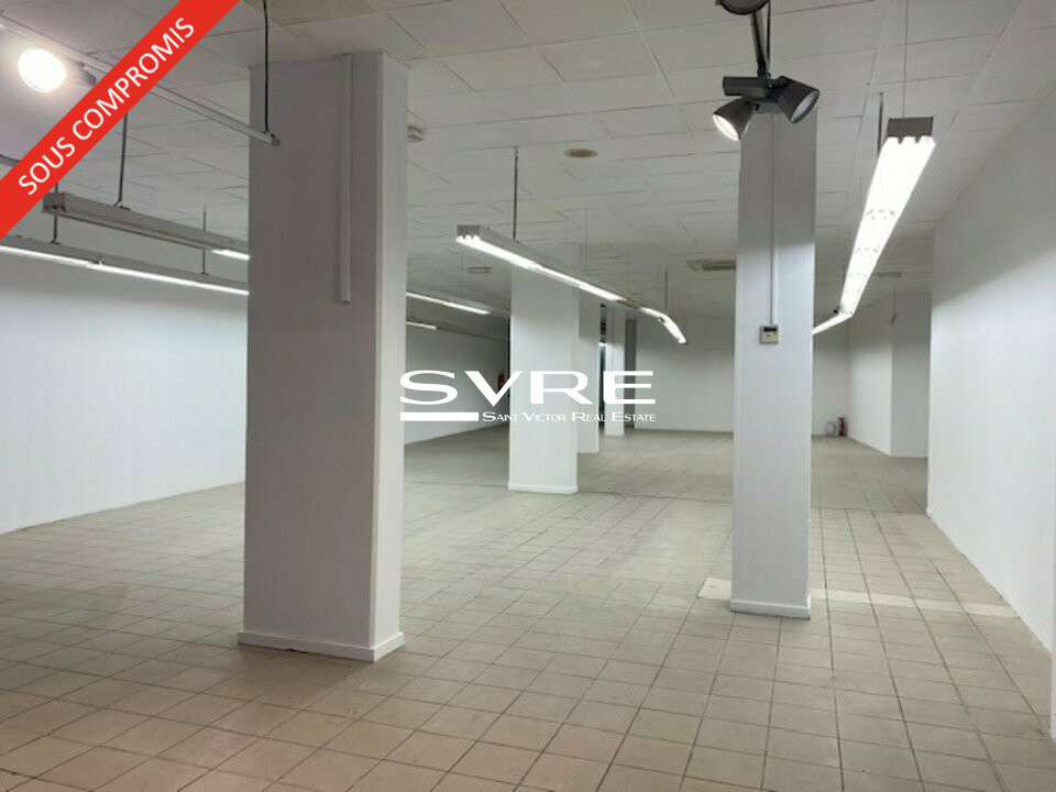 915585304_13_001780_1