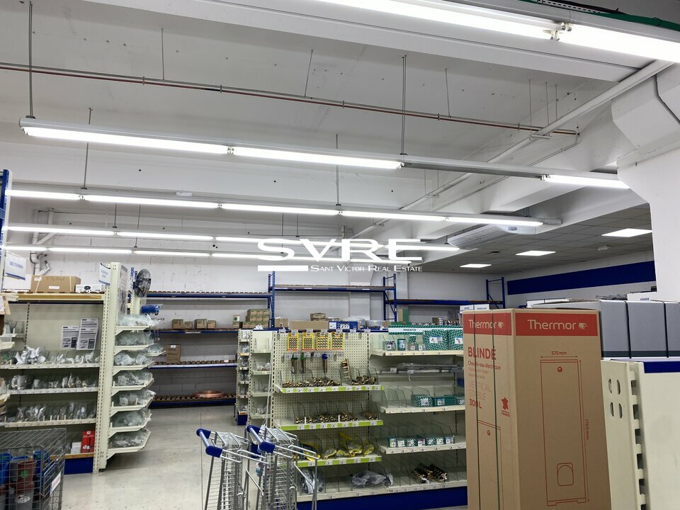 028448147_13_001777_6