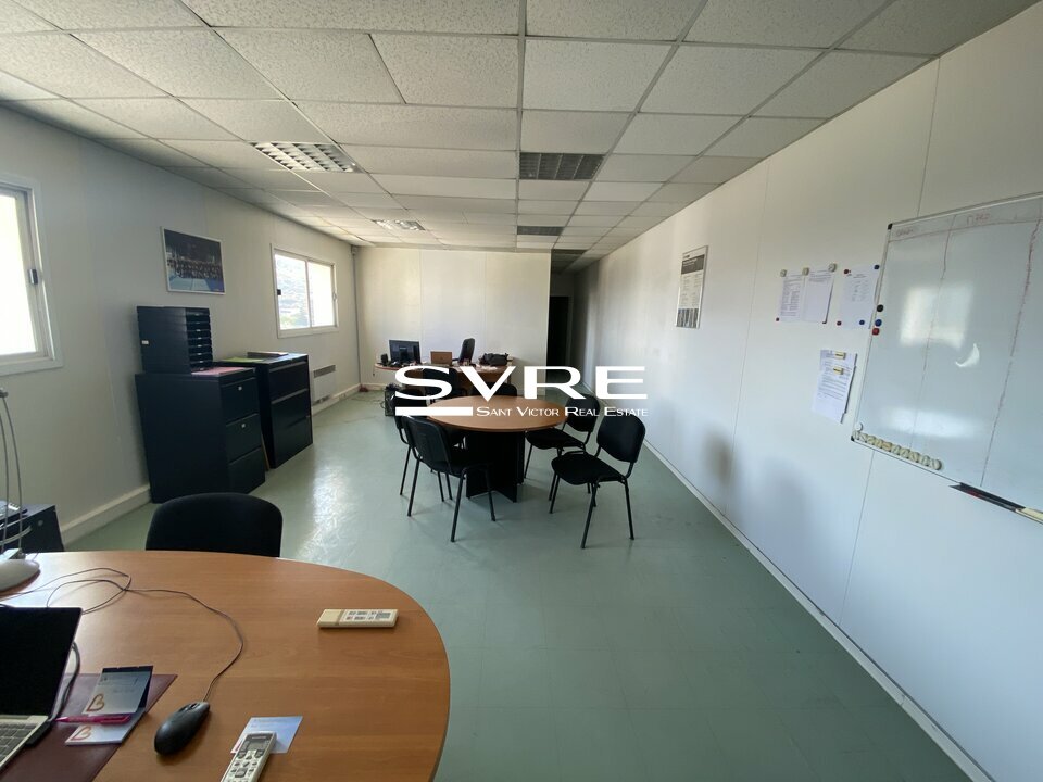 074070007_13_002040_1