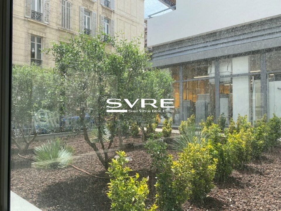 209237990_13_001698_9