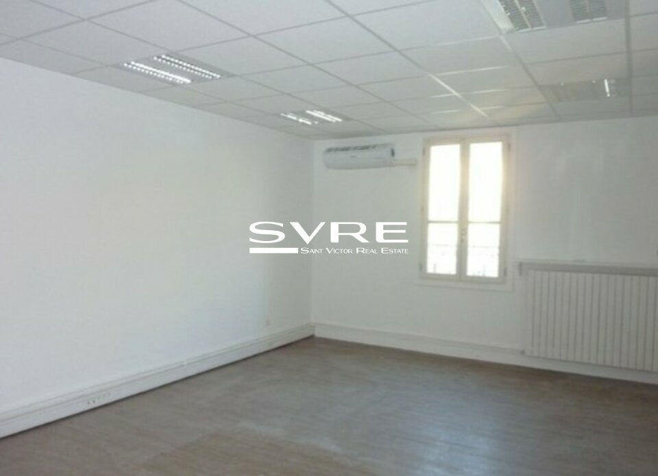 219542545_13_000530_6