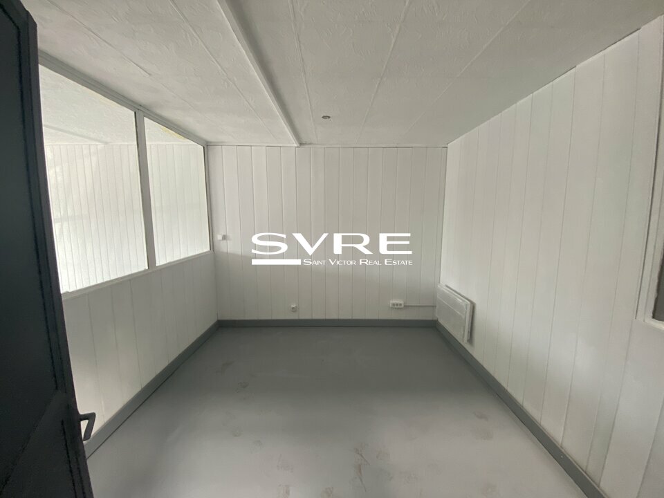 449259517_13_001971_4