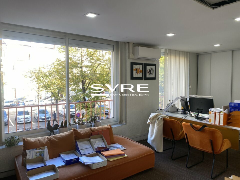 456223893_13_001999_8