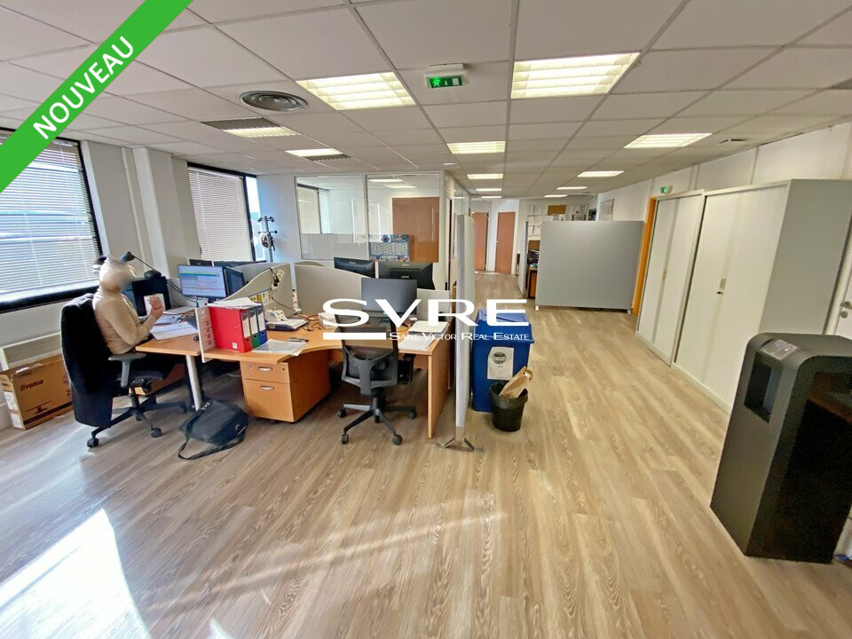 895201014_13_001904_5