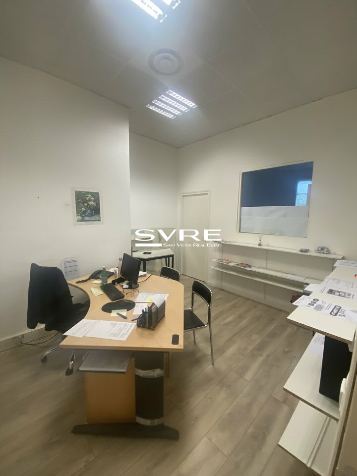 370288221_13_002054_6