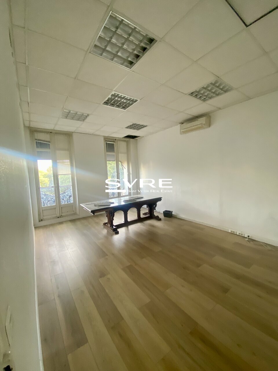 758197320_13_001996_1