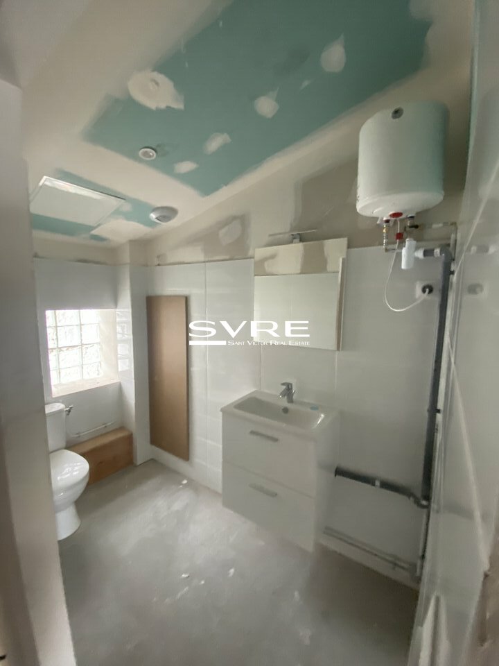 759525800_13_001972_3