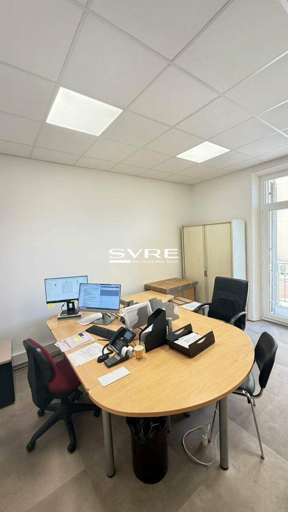 906991323_13_002071_4