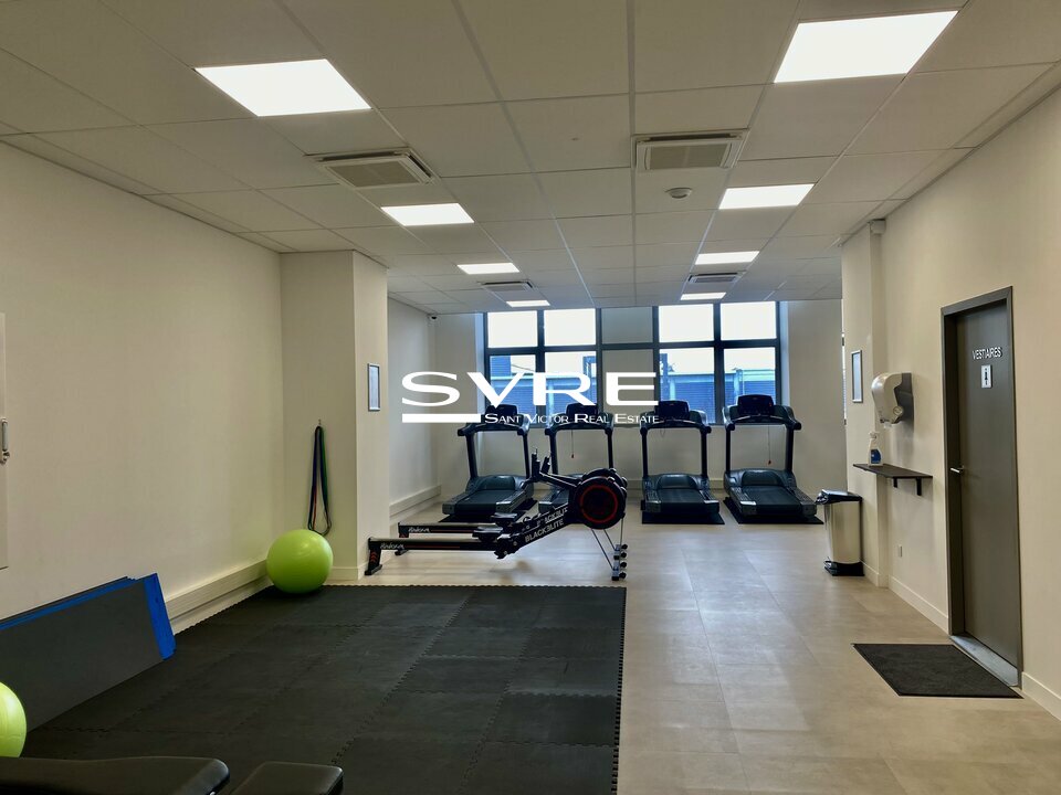 006789997_13_001939_3