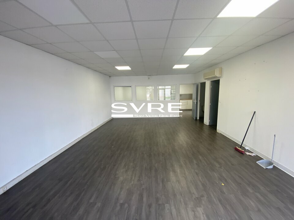 125230950_13_001954_2