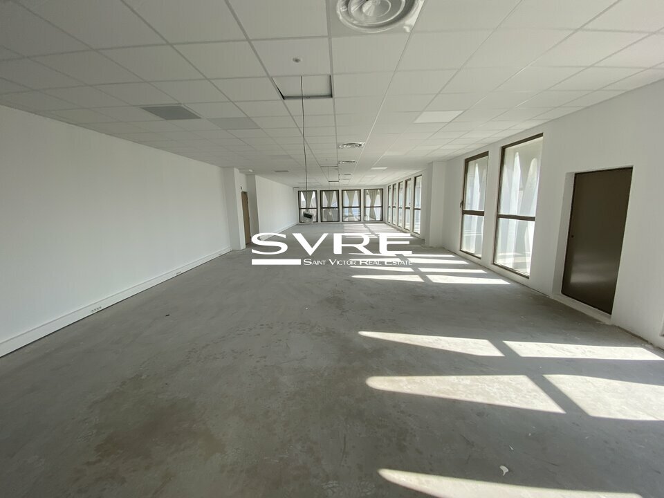 138308564_13_001746_2