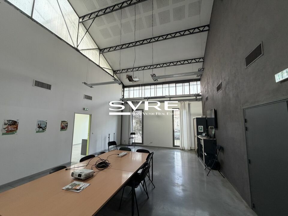 141391982_13_002092_14