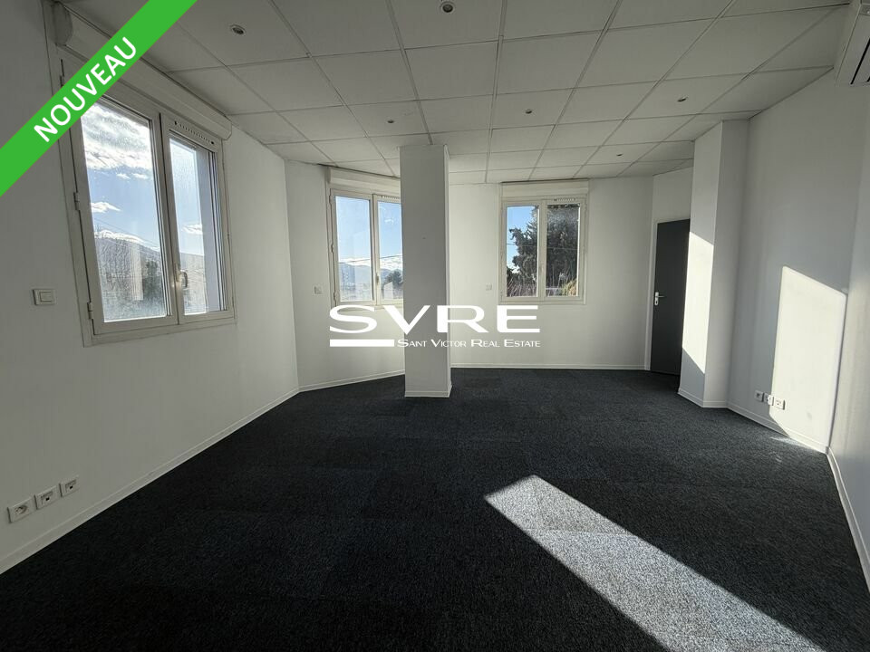 179540929_13_002103_5