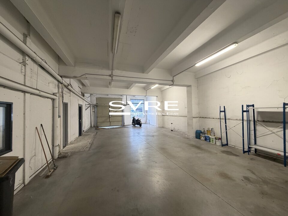 182142553_13_002086_10