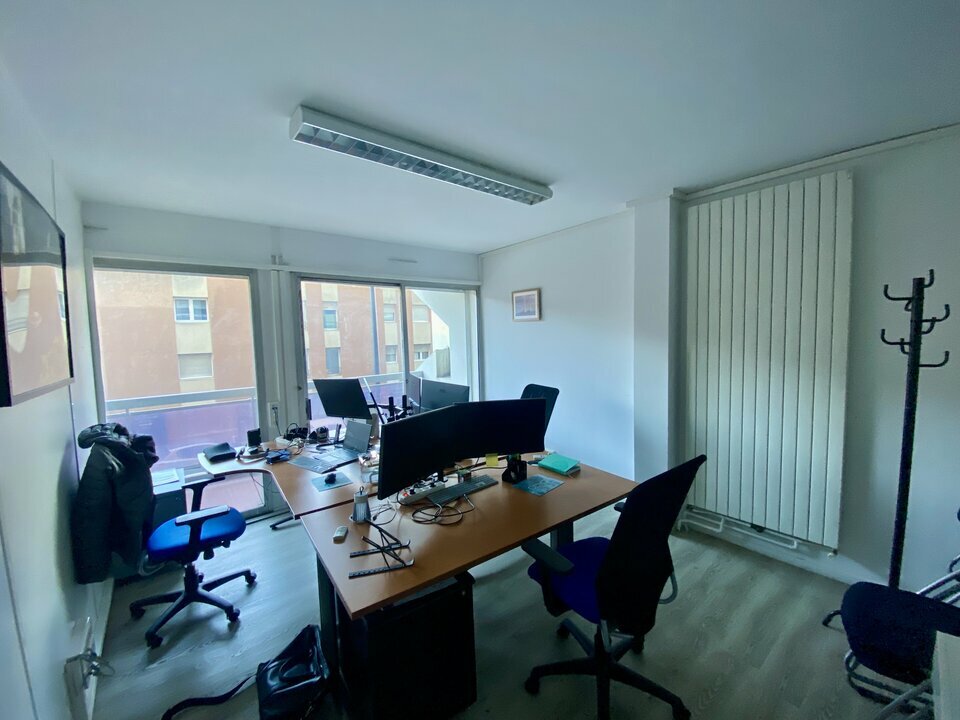 317137331_13_001945_2