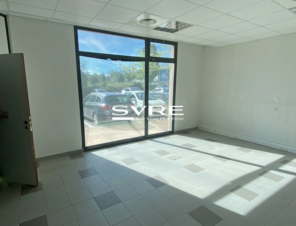 430525553_13_001978_2