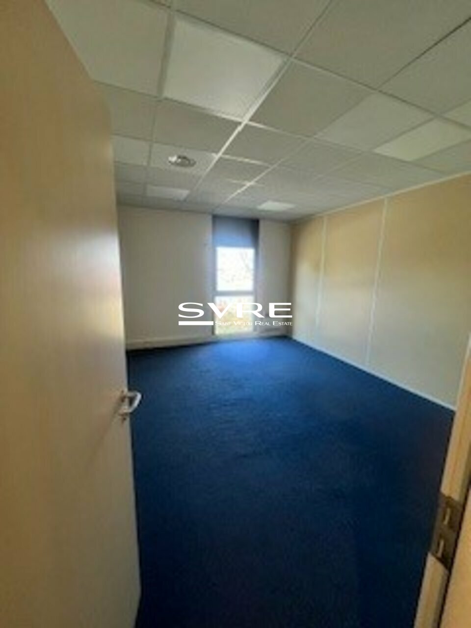 570595189_13_000717_9