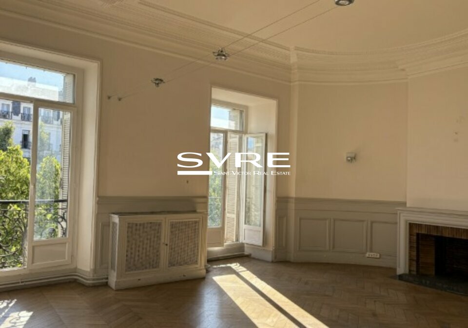 723629671_13_001964_2