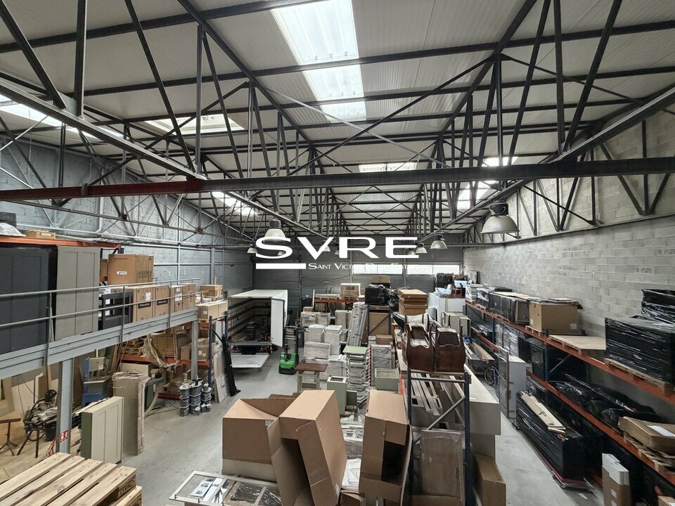 074764071_13_002101_3