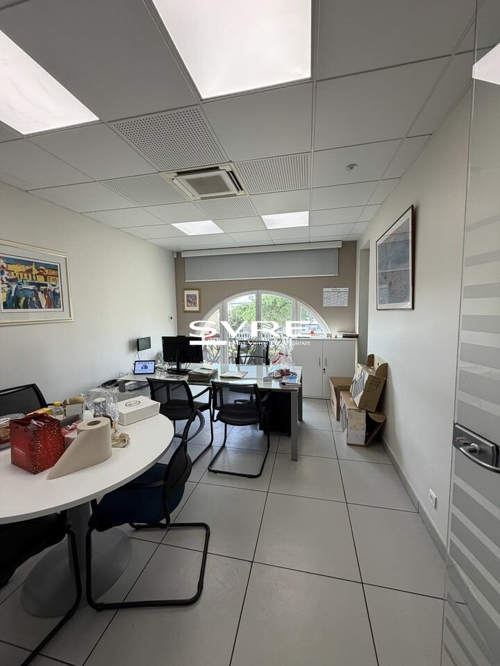 659705980_13_002109_7