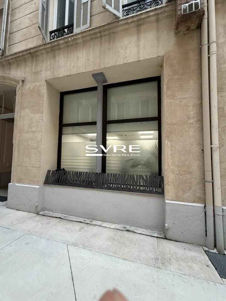 659990225_13_002109_11