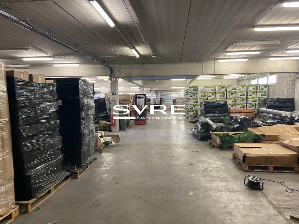 701324755_13_001870_9