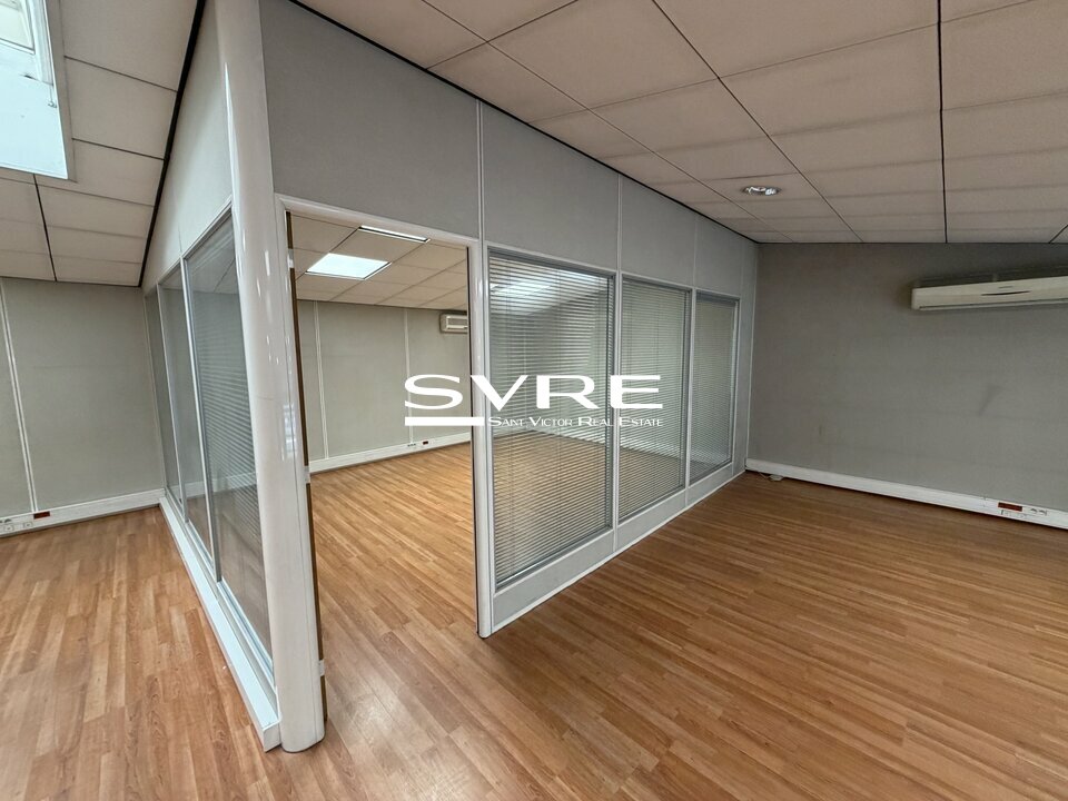 935507687_13_002096_9