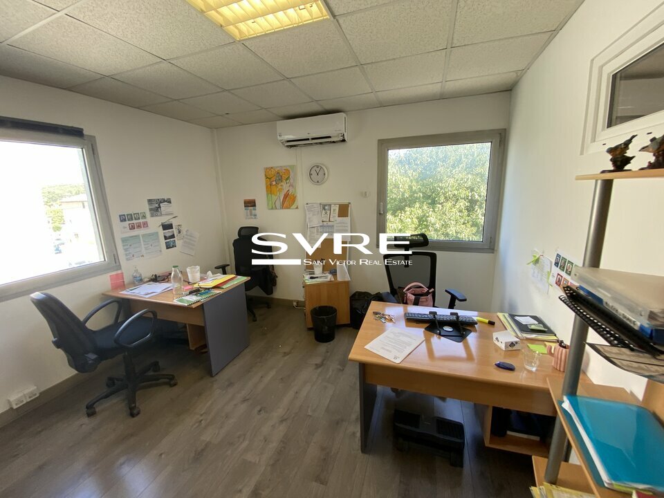 988155553_13_002021_5