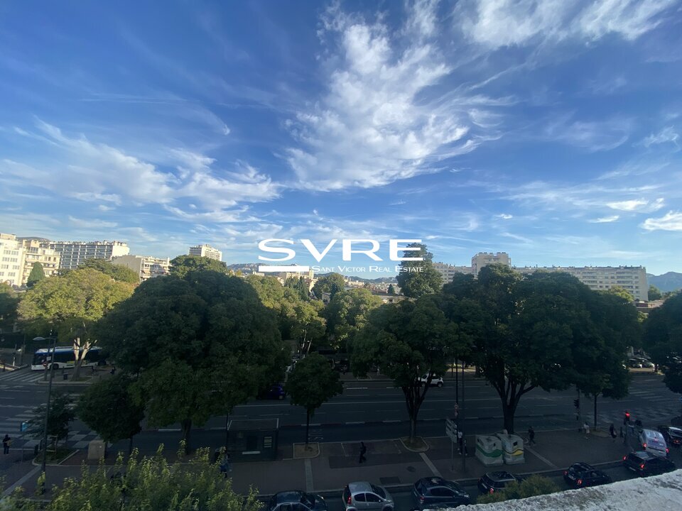758239380_13_001996_9